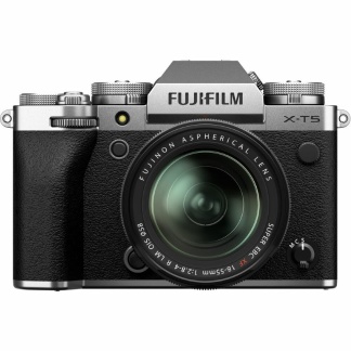 Fujifilm X-T5 silber mit XF 18-55mm 2.8-4.0 R LM OIS - abzüglich 100,- Cashback nach Einreichung bei Fujifilm!