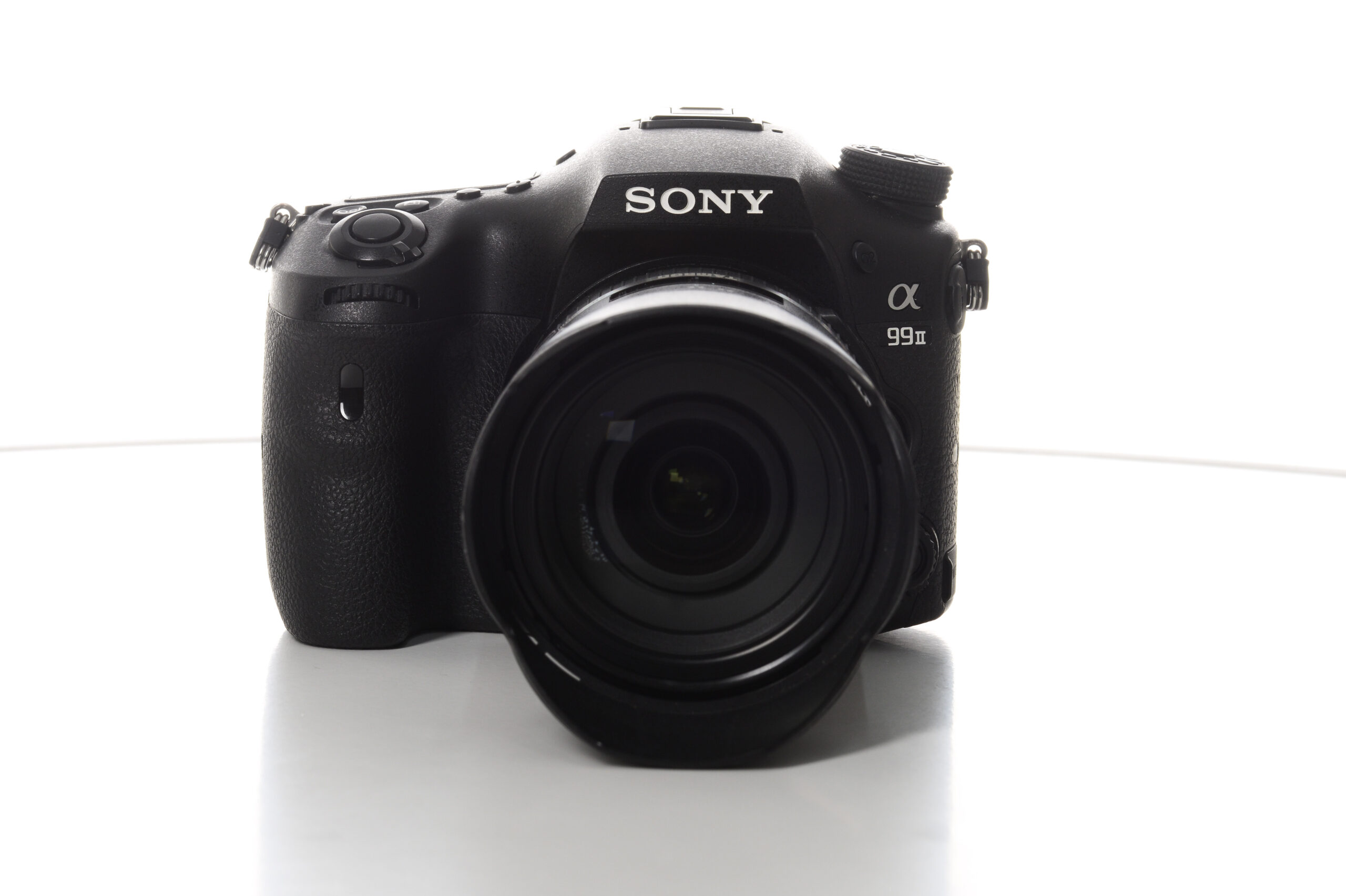 Sony Alpha 99 II + Tamron 28-300mm F/3.5-6.3